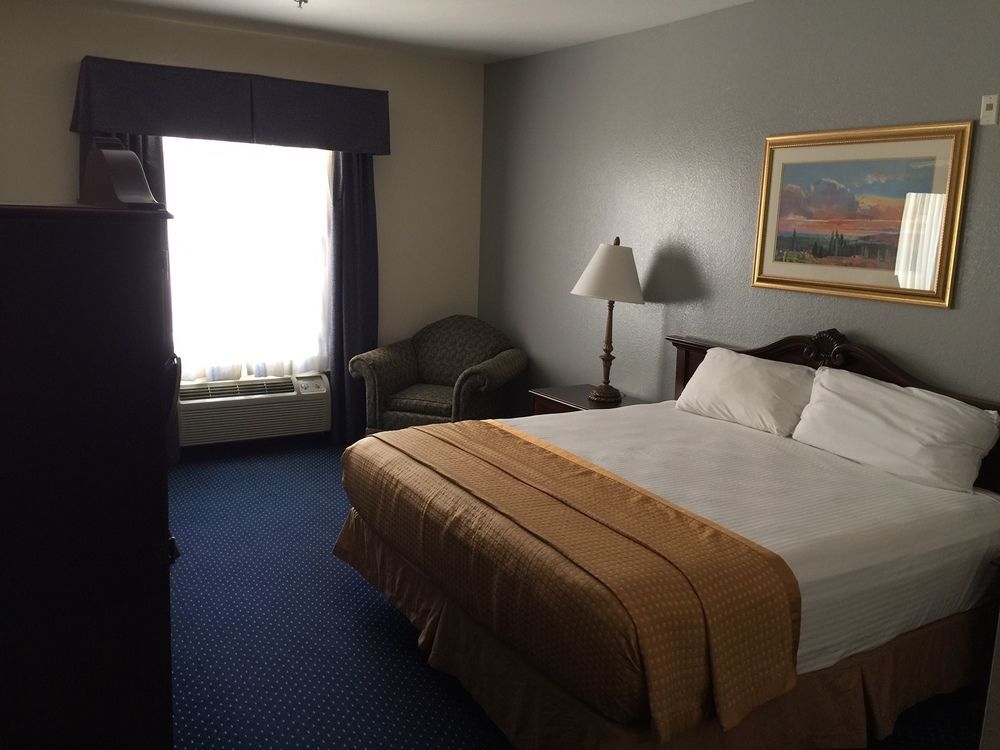 Quality Inn & Suites Lampasas Exterior photo