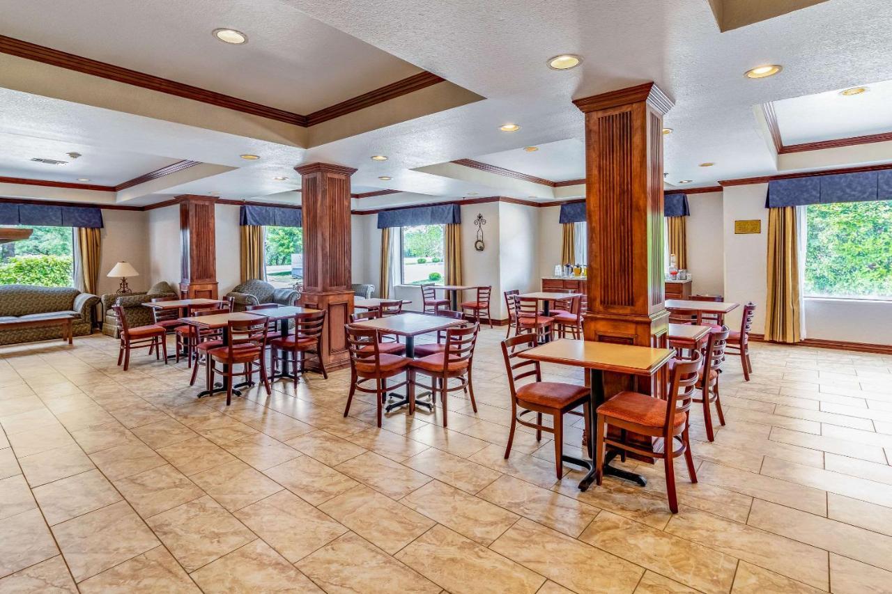 Quality Inn & Suites Lampasas Exterior photo